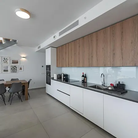 Penthouse Bliss *